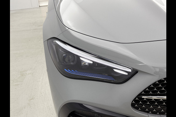 Mercedes-Benz CLE Coupé 300 e AMG Plug-In Hybride AMG | Night Pakket | Panorama Schuif-Kanteldak | Digital Licht | Burmester® | Stuur en Stoelverwarming. MB-paasweekend