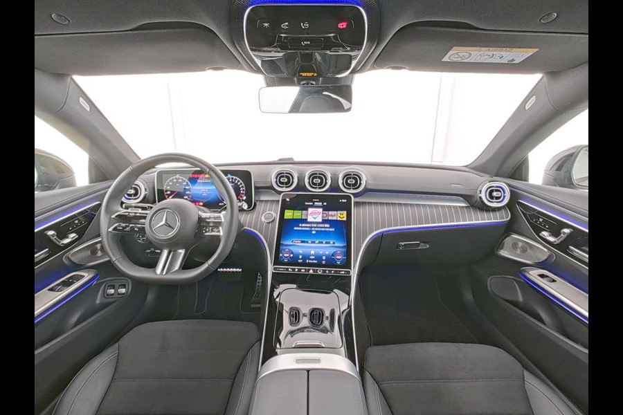 Mercedes-Benz CLE Coupé 300 e AMG Plug-In Hybride AMG | Night Pakket | Panorama Schuif-Kanteldak | Digital Licht | Burmester® | Stuur en Stoelverwarming. MB-paasweekend