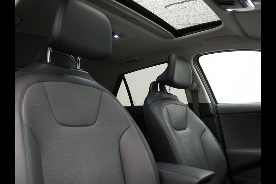 Kia Niro 1.6 GDi ExecutiveLine Plug In Hybrid 182pk Dealer O.H PHEV | Panodak | Trekhaak Afn. | Lederen Memorystoelen Ventilatie & Verwarmd | Adaptive Cruise | Head Up |  Harman Kardon | Camera | Keyless | BLIS | 18"L.M |