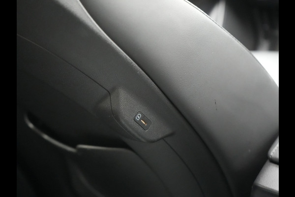 Kia Niro 1.6 GDi ExecutiveLine Plug In Hybrid 182pk Dealer O.H PHEV | Panodak | Trekhaak Afn. | Lederen Memorystoelen Ventilatie & Verwarmd | Adaptive Cruise | Head Up |  Harman Kardon | Camera | Keyless | BLIS | 18"L.M |