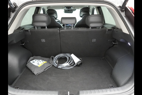 Kia Niro 1.6 GDi ExecutiveLine Plug In Hybrid 182pk Dealer O.H PHEV | Panodak | Trekhaak Afn. | Lederen Memorystoelen Ventilatie & Verwarmd | Adaptive Cruise | Head Up |  Harman Kardon | Camera | Keyless | BLIS | 18"L.M |