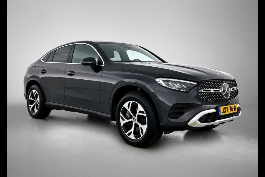 Mercedes-Benz GLC Coupé 300 e 4MATIC Plug-In Hybride Trekhaak | Alarm Klasse 3 | Rijassistentiepakket plus | Stuur en Stoelverwarming | Parkeerpakket met 360°-camera | Distronic. Inclusief 24 maanden MB Certified garantie voor Europa.