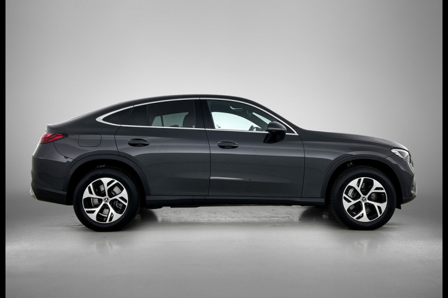 Mercedes-Benz GLC Coupé 300 e 4MATIC Plug-In Hybride Trekhaak | Alarm Klasse 3 | Rijassistentiepakket plus | Stuur en Stoelverwarming | Parkeerpakket met 360°-camera | Distronic. Inclusief 24 maanden MB Certified garantie voor Europa.