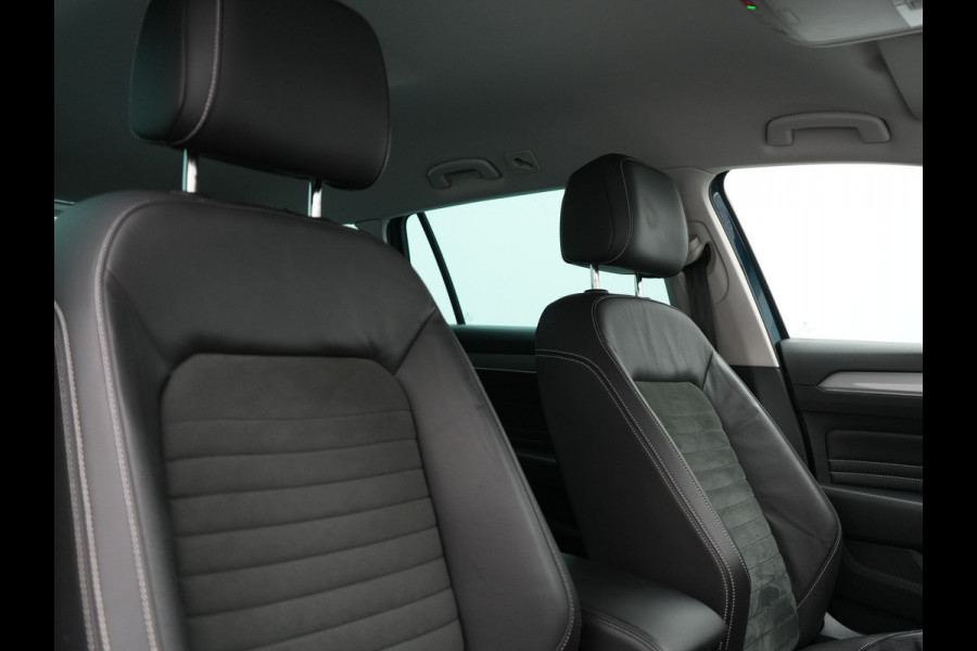 Volkswagen Passat Variant GTE Business Plug in Hybrid 218pk Dealer O.H PHEV | Trekhaak af Fabriek | Adaptive Cruise | Alcantara Sportstoelen Memory & Massage  | Virtual | Parkassist & Camera | 18"L.M | Matrix LED | Keyless |