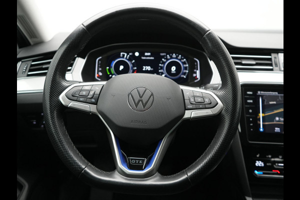 Volkswagen Passat Variant GTE Business Plug in Hybrid 218pk Dealer O.H PHEV | Trekhaak af Fabriek | Adaptive Cruise | Alcantara Sportstoelen Memory & Massage  | Virtual | Parkassist & Camera | 18"L.M | Matrix LED | Keyless |