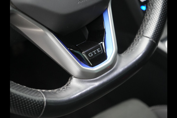 Volkswagen Passat Variant GTE Business Plug in Hybrid 218pk Dealer O.H PHEV | Trekhaak af Fabriek | Adaptive Cruise | Alcantara Sportstoelen Memory & Massage  | Virtual | Parkassist & Camera | 18"L.M | Matrix LED | Keyless |