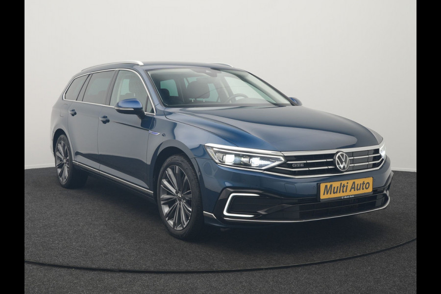Volkswagen Passat Variant GTE Business Plug in Hybrid 218pk Dealer O.H PHEV | Trekhaak af Fabriek | Adaptive Cruise | Alcantara Sportstoelen Memory & Massage  | Virtual | Parkassist & Camera | 18"L.M | Matrix LED | Keyless |