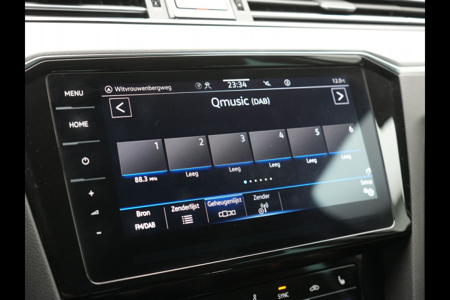 Volkswagen Passat Variant GTE Business Plug in Hybrid 218pk Dealer O.H PHEV | Trekhaak af Fabriek | Adaptive Cruise | Alcantara Sportstoelen Memory & Massage  | Virtual | Parkassist & Camera | 18"L.M | Matrix LED | Keyless |