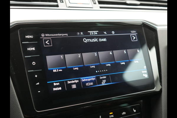 Volkswagen Passat Variant GTE Business Plug in Hybrid 218pk Dealer O.H PHEV | Trekhaak af Fabriek | Adaptive Cruise | Alcantara Sportstoelen Memory & Massage  | Virtual | Parkassist & Camera | 18"L.M | Matrix LED | Keyless |