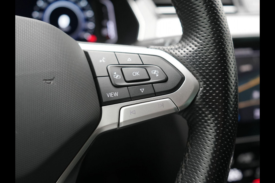 Volkswagen Passat Variant GTE Business Plug in Hybrid 218pk Dealer O.H PHEV | Trekhaak af Fabriek | Adaptive Cruise | Alcantara Sportstoelen Memory & Massage  | Virtual | Parkassist & Camera | 18"L.M | Matrix LED | Keyless |