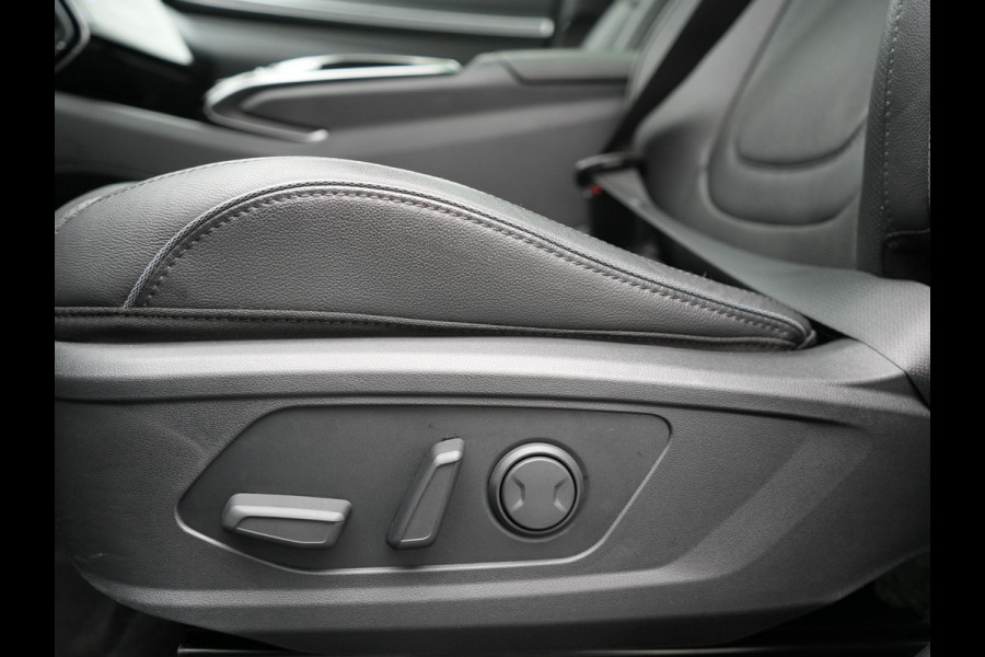Hyundai Tucson 1.6 T-GDI Premium Sky 4WD Plug In Hybrid 265pk Dealer O.H PHEV | Panodak | Adaptive Cruise | Lederen Zetels Memory & Ventilatie | Krell Premium Sound | Camera | Keyless | BLIS | 19"L.M | Apple Carplay | Virtual |