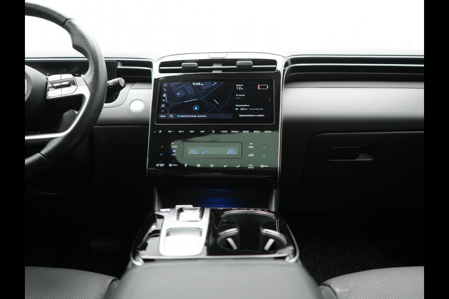 Hyundai Tucson 1.6 T-GDI Premium Sky 4WD Plug In Hybrid 265pk Dealer O.H PHEV | Panodak | Adaptive Cruise | Lederen Zetels Memory & Ventilatie | Krell Premium Sound | Camera | Keyless | BLIS | 19"L.M | Apple Carplay | Virtual |