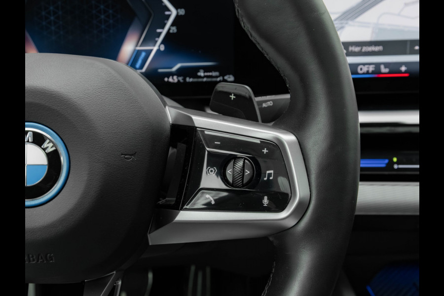 BMW 5 Serie 530e M-Sport Pro - Pano - ACC - Harman Kardon - Head-up - Iconic Glow Exterieur