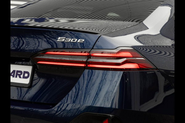 BMW 5 Serie 530e M-Sport Pro - Pano - ACC - Harman Kardon - Head-up - Iconic Glow Exterieur