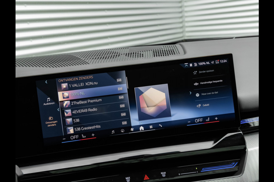 BMW 5 Serie 530e M-Sport Pro - Pano - ACC - Harman Kardon - Head-up - Iconic Glow Exterieur