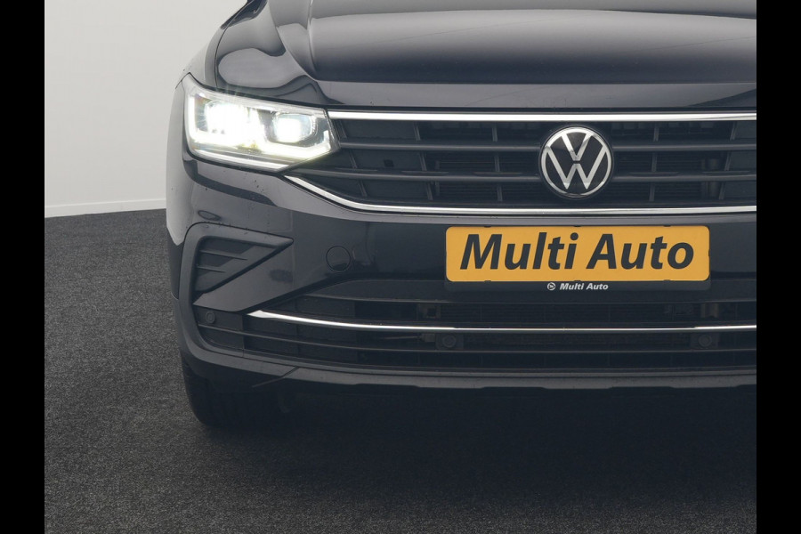 Volkswagen Tiguan 1.4 TSI eHybrid Active Plug In Hybrid 245pk Dealer O.H PHEV | Adaptive Cruise | Camera | Parkassist | Stoelverwarming | Keyless | Apple Carplay | BLIS |