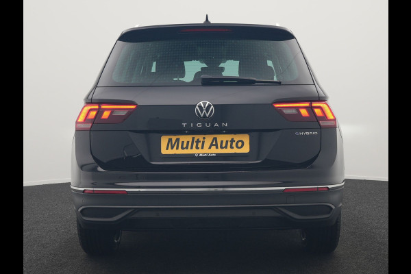 Volkswagen Tiguan 1.4 TSI eHybrid Active Plug In Hybrid 245pk Dealer O.H PHEV | Adaptive Cruise | Camera | Parkassist | Stoelverwarming | Keyless | Apple Carplay | BLIS |