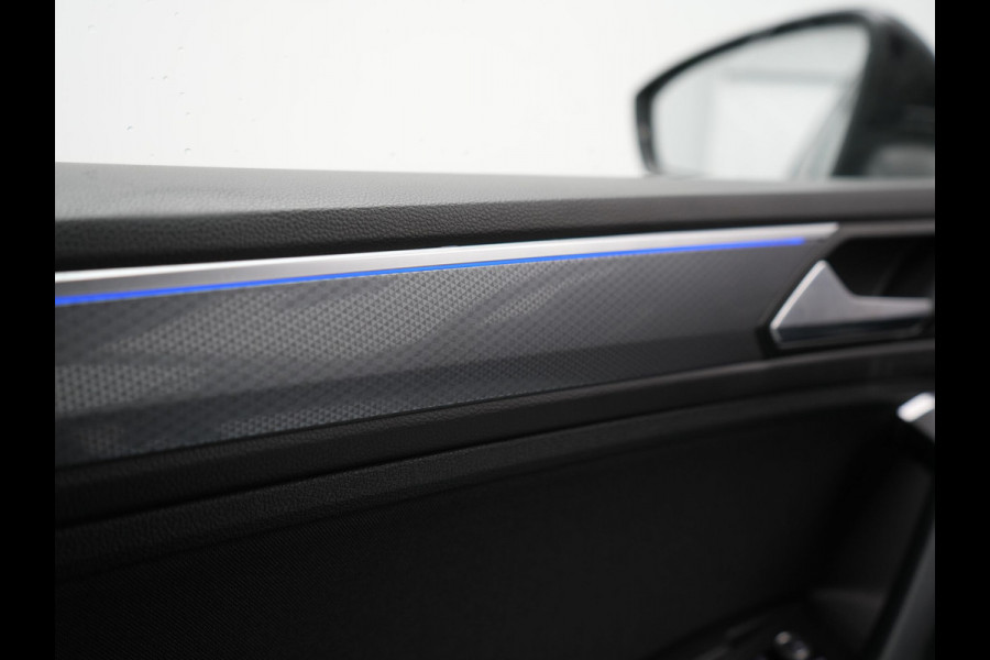 Volkswagen Tiguan 1.4 TSI eHybrid Active Plug In Hybrid 245pk Dealer O.H PHEV | Adaptive Cruise | Camera | Parkassist | Stoelverwarming | Keyless | Apple Carplay | BLIS |