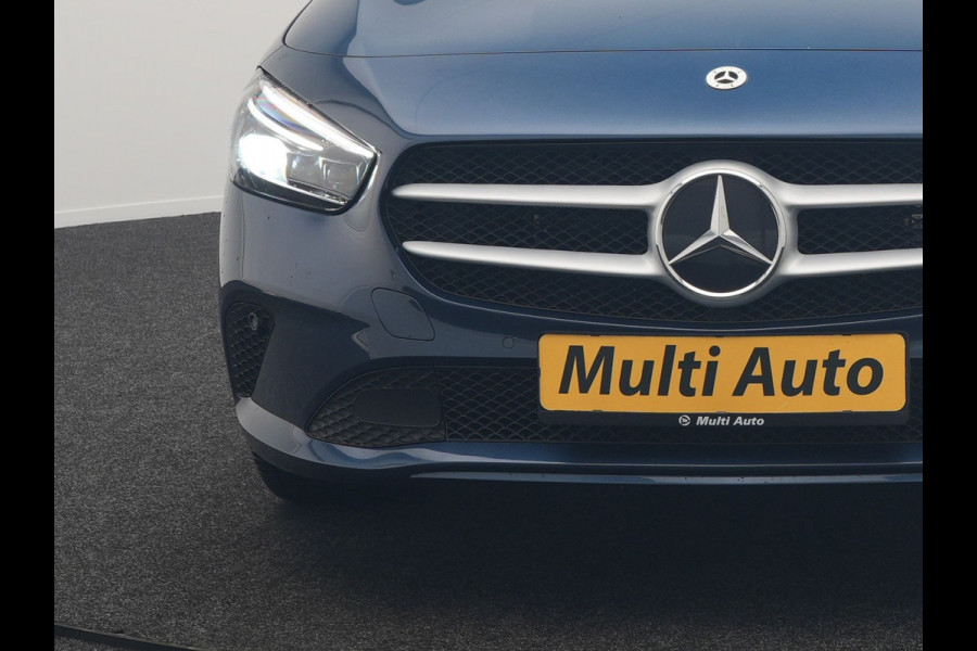 Mercedes-Benz B-Klasse 250 e Plug In Hybrid 218pk Dealer O.H PHEV | Panodak | Camera | Multibeam LED | Parkassist | Stoelverwarming | Navi Full Map | 17"L.M | Climate Control |
