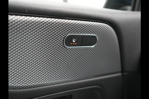 Mercedes-Benz B-Klasse 250 e Plug In Hybrid 218pk Dealer O.H PHEV | Panodak | Camera | Multibeam LED | Parkassist | Stoelverwarming | Navi Full Map | 17"L.M | Climate Control |