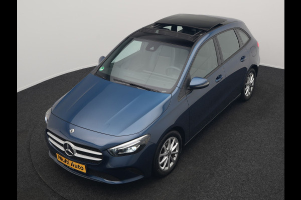 Mercedes-Benz B-Klasse 250 e Plug In Hybrid 218pk Dealer O.H PHEV | Panodak | Camera | Multibeam LED | Parkassist | Stoelverwarming | Navi Full Map | 17"L.M | Climate Control |