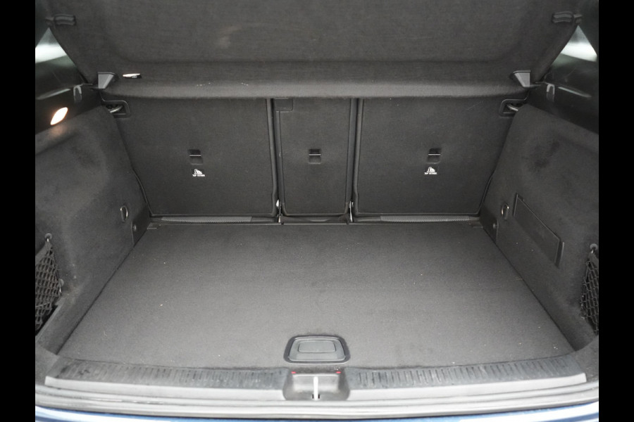 Mercedes-Benz B-Klasse 250 e Plug In Hybrid 218pk Dealer O.H PHEV | Panodak | Camera | Multibeam LED | Parkassist | Stoelverwarming | Navi Full Map | 17"L.M | Climate Control |