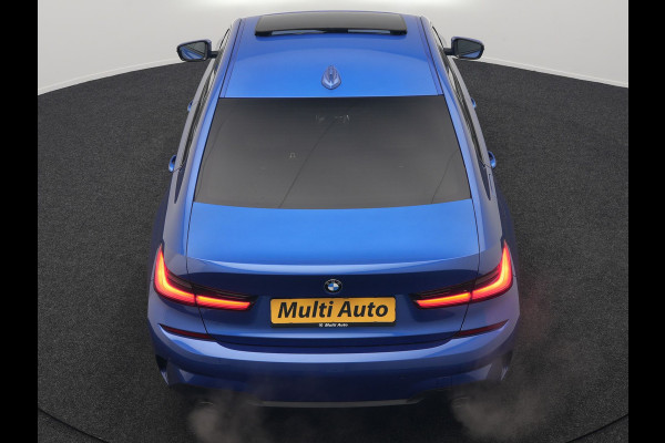 BMW 3 Serie 318i M Sport Shadow 156pk Dealer O.H | Panodak | Alcantara Sportstoelen Verwarmd | Camera & Parkassist | Keyless | Hifi Audio | Apple Carplay | 18"L.M | Sfeerverlichting |