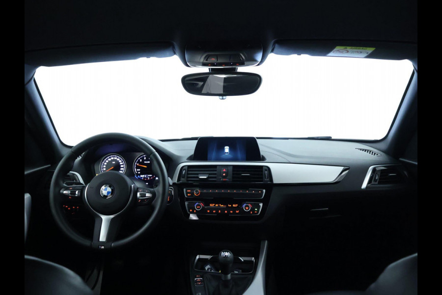 BMW 1-serie 116i High Executive Sport| M-pakket | Leer | 6 bak