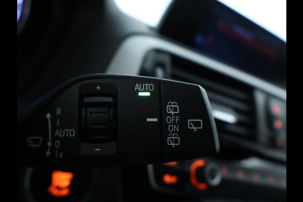 BMW 1-serie 116i High Executive Sport| M-pakket | Leer | 6 bak