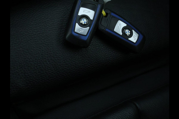 BMW 1-serie 116i High Executive Sport| M-pakket | Leer | 6 bak