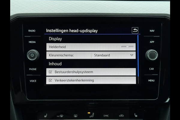 Volkswagen Passat Variant 1.4 TSI PHEV GTE | Trekhaak | Matrix LED | 360 cam | Massage | ACC | Stoelvw v+a | Head Up | Dodehoek