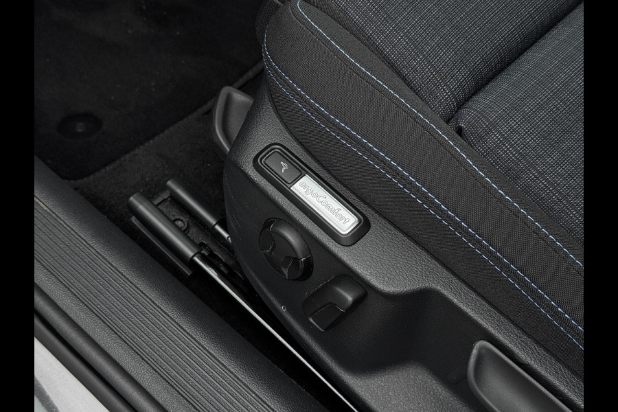 Volkswagen Passat Variant 1.4 TSI PHEV GTE | Trekhaak | Matrix LED | 360 cam | Massage | ACC | Stoelvw v+a | Head Up | Dodehoek