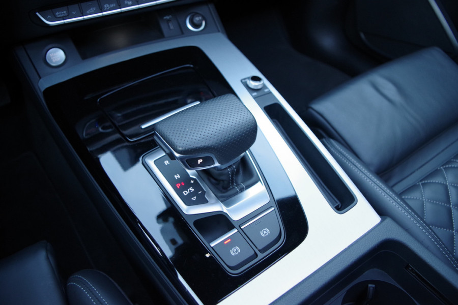 Audi Q5 50 TFSI e 300 PK Quattro S-Line Edition PHEV, Panoramadak, Adap. Cruise Control, Matrix-LED