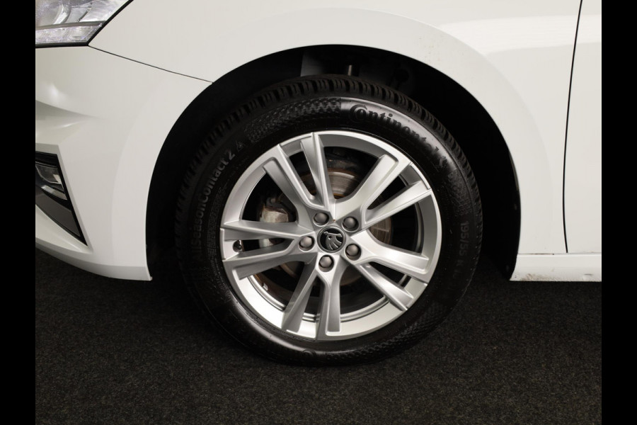 Škoda Fabia 1.0 TSI Business Edition 95pk | Parkeercamera | Verwarmbare voorstoelen | Navigatie via App | Verlengde garantie