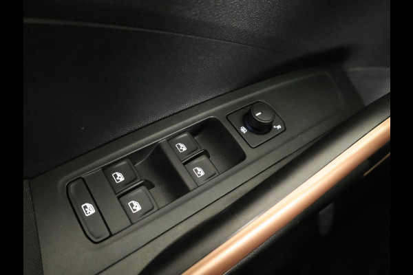 Škoda Fabia 1.0 TSI Business Edition 95pk | Parkeercamera | Verwarmbare voorstoelen | Navigatie via App | Verlengde garantie