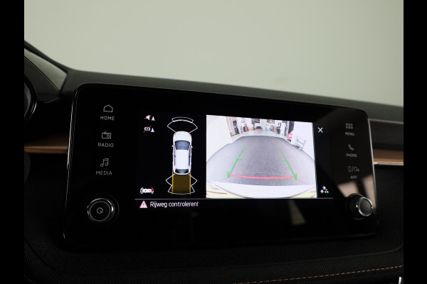 Škoda Fabia 1.0 TSI Business Edition 95pk | Parkeercamera | Verwarmbare voorstoelen | Navigatie via App | Verlengde garantie