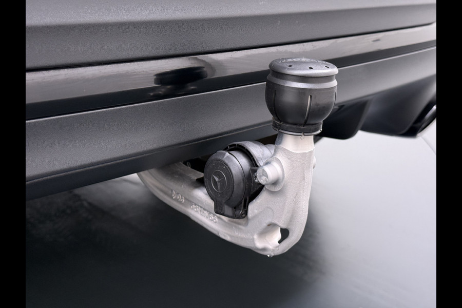 Mercedes-Benz GLA 250 e AMG line | Pano Trekhaak HUD Memory Multibeam Sound