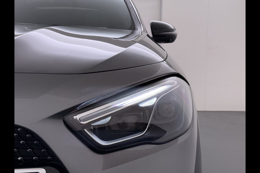 Mercedes-Benz GLA 250 e AMG line | Pano Trekhaak HUD Memory Multibeam Sound