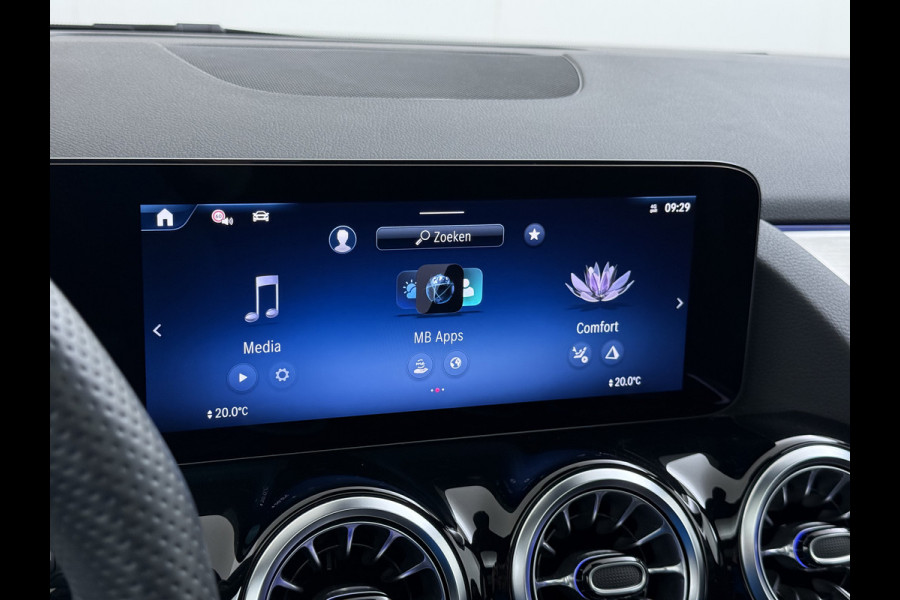 Mercedes-Benz GLA 250 e AMG line | Pano Trekhaak HUD Memory Multibeam Sound