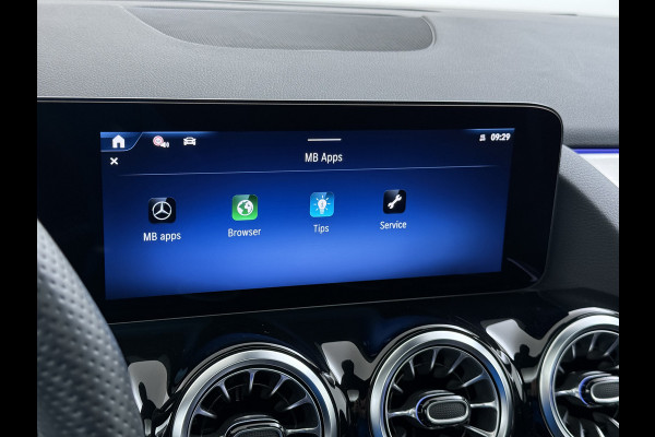 Mercedes-Benz GLA 250 e AMG line | Pano Trekhaak HUD Memory Multibeam Sound