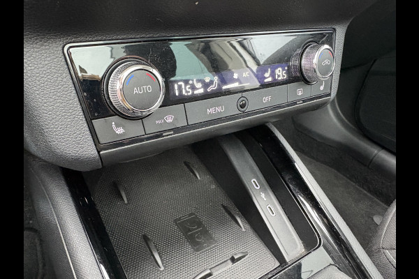 Škoda Kamiq 1.0 TSi 115pk Business Edition PANORAMADAK/VIRTUAL/CAMERA/PDC/19INCH/TREKHAAK