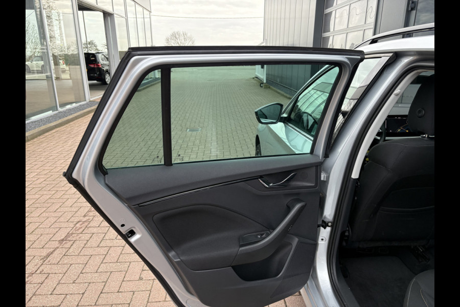 Škoda Kamiq 1.0 TSi 115pk Business Edition PANORAMADAK/VIRTUAL/CAMERA/PDC/19INCH/TREKHAAK