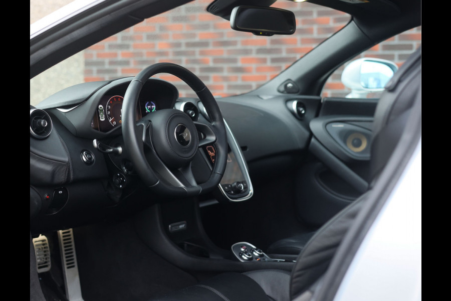 McLaren 570GT 3.8 | Lift - Pano - Bow&Wil