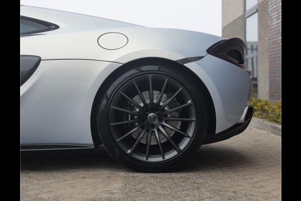 McLaren 570GT 3.8 | Lift - Pano - Bow&Wil