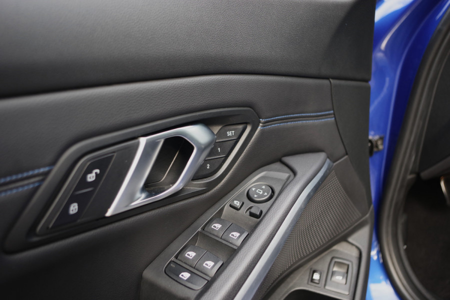 BMW 3 Serie Touring 330e 293 PK xDrive M Sport Pro PHEV, Panoramadak, Kuipstoelen, Head-Up, Adap. Cruise Control