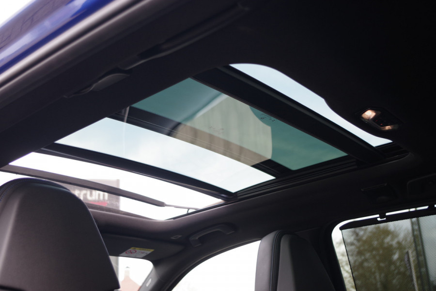 BMW 3 Serie Touring 330e 293 PK xDrive M Sport Pro PHEV, Panoramadak, Kuipstoelen, Head-Up, Adap. Cruise Control