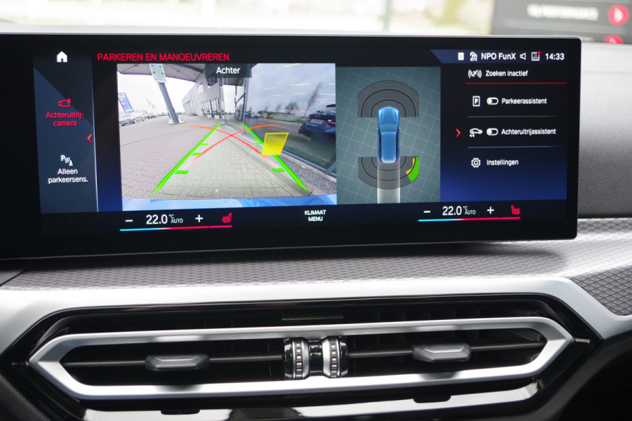 BMW 3 Serie Touring 330e 293 PK xDrive M Sport Pro PHEV, Panoramadak, Kuipstoelen, Head-Up, Adap. Cruise Control