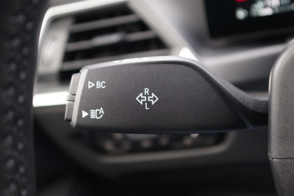 BMW 3 Serie Touring 330e 293 PK xDrive M Sport Pro PHEV, Panoramadak, Kuipstoelen, Head-Up, Adap. Cruise Control