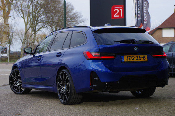 BMW 3 Serie Touring 330e 293 PK xDrive M Sport Pro PHEV, Panoramadak, Kuipstoelen, Head-Up, Adap. Cruise Control