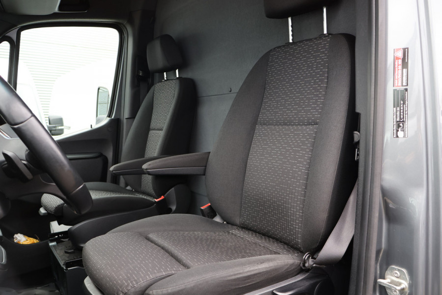 Mercedes-Benz Sprinter 317 CDI L2 H2 Automaat Navigatie Led